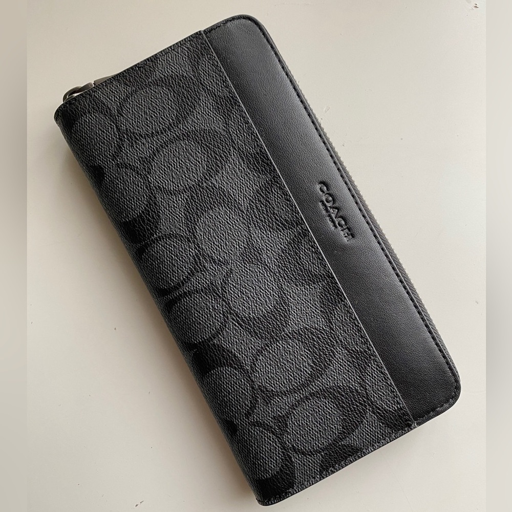 Coach signature zip around wallet for men